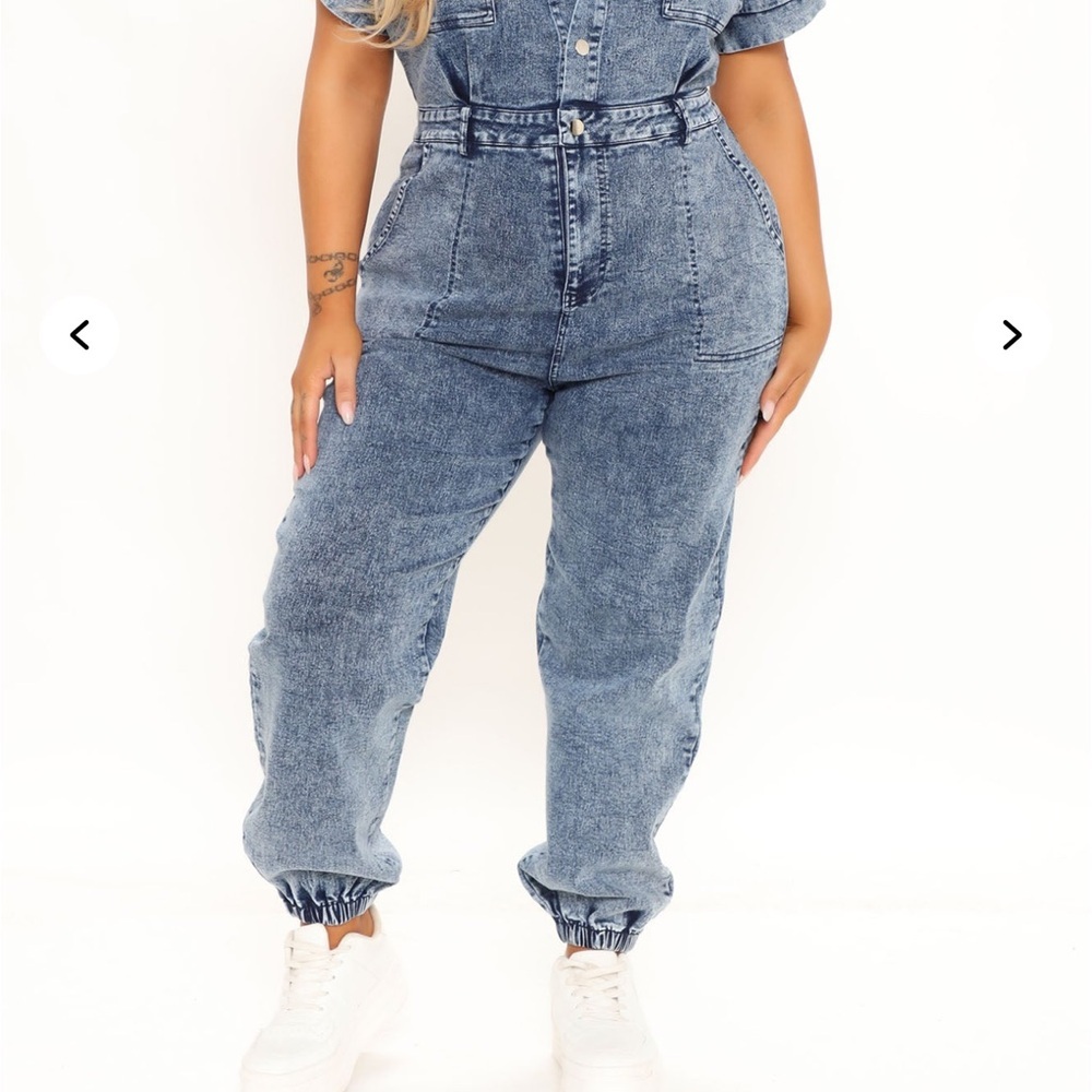NWT Plus Size Fashion Nova Blue Denim Overalls - Picture 2 of 4